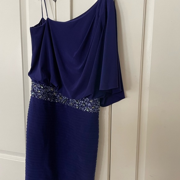 Elegant purple off the shoulder dress - Picture 9 of 9
